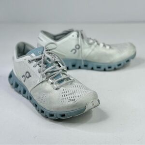 On Cloud X Women's athletic shoes sneakers Aloe/Surf running shoes size 8